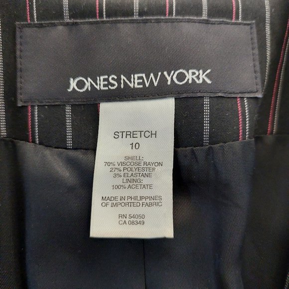 Jones New York Black Pinstripe Single Breasted Blazer (Size 10) - Picture 6 of 9
